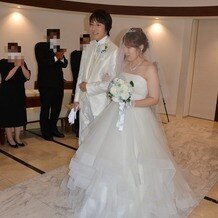 小さな結婚式　神戸モザイク店の画像｜入場中