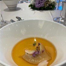 ラグナヴェール ＳｋｙＴｅｒｒａｃｅ（ＬＡＧＵＮＡＶＥＩＬ ＳｋｙＴｅｒｒａｃｅ）の写真｜雲丹のロワイヤル　フカヒレの和風スープと共に
会場のスタッフさんが美味しいと言っていました