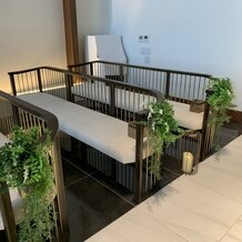 ＬＡＺＯＲ　ＧＡＲＤＥＮ　ＮＡＧＯＹＡ（ラソール　ガーデン・名古屋）の画像｜椅子に奥行きがあり、着物の方が座りやすいようにと言う思いがあると聞き、考えられていると思いました。