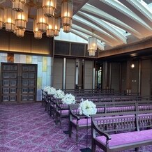 ザ・コンダーハウス（ＴＨＥ ＣＯＮＤＥＲ ＨＯＵＳＥ）の画像｜式場見学時　チャペル