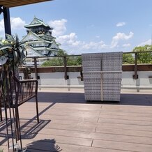 THE LANDMARK SQUARE OSAKA（ザ ランドマークスクエア オオサカ）の画像｜ゲストが席に座っても大阪城が目の前に見えます