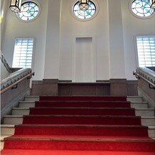 THE LANDMARK SQUARE OSAKA（ザ ランドマークスクエア オオサカ）の画像｜大階段