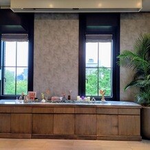 THE LANDMARK SQUARE OSAKA（ザ ランドマークスクエア オオサカ）の画像｜チャペル前のセレモニー広場