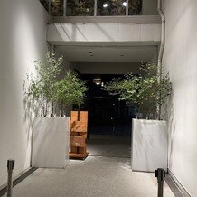 ＥＮＥＫＯ　Ｔｏｋｙｏ（エネコ　トウキョウ）の画像｜夜の挙式会場の雰囲気。