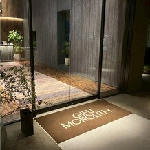 ＧＩＦＵ　ＭＯＮＯＬＩＴＨ（岐阜モノリス）の写真｜入口エントランス