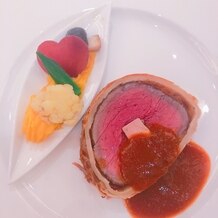 東京會舘の画像｜メイン料理
牛フィレ肉のフォアグラ詰めパイ包み焼き