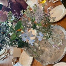 アートグレイス　ネクスト　アシヤの画像｜ゲスト卓装花