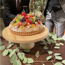 KITAHAMA W（キタハマダブリュー）の写真｜タルトのウエディングケーキ