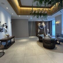 ザ・プレミアムレジデンス　ラグナヴェール広島の写真｜披露宴会場の横のスペース。当日は披露宴会場とかのスペースを自由に行き来することができる。