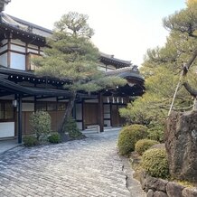 平安神宮会館の画像｜式場の入り口です。神社とは別の建物なので、プライベート感ありました！