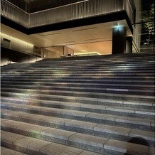 THE THOUSAND KYOTO （ザ・サウザンド京都）の写真｜ホテル入ってすぐの大階段です