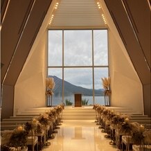 THE BAYSUITE SAKURAJIMA TERRACE（ザ・ベイスイート 桜島テラス）の画像｜チャペル