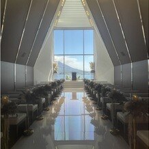 THE BAYSUITE SAKURAJIMA TERRACE（ザ・ベイスイート 桜島テラス）の画像｜カメラでとると床が虹色に反射します