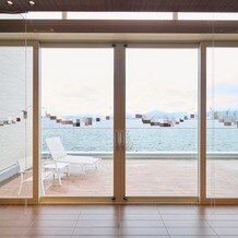 ララシャンス ＫＯＢＥの写真｜待合室からも海が見えます