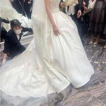 ララシャンス ＫＯＢＥの写真｜ドレス