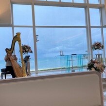 ザ・ヨミタンリゾート　アクアグレイス・チャペル／ワタベウェディングの画像