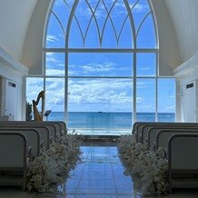 ザ・ヨミタンリゾート　アクアグレイス／ワタベウェディングの写真｜チャペル