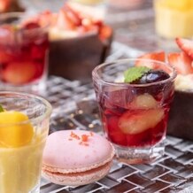 サンタ・アムール　エテルニテ　～森の中の小さなｗｅｄｄｉｎｇ～の画像｜テーマカラー4色を表したデザートプレート。