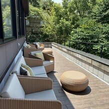 Flairge Dalliance（フレアージュ　ダリアンス）の写真｜ゲスト待機場所にあるテラス