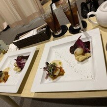 OITA MONOLITH（大分モノリス）の写真｜挙式後2人で食べました。出来たてで嬉しかったです。