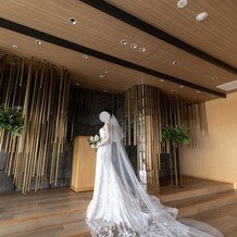THE TOWER HOTEL NAGOYA（ザタワーホテルナゴヤ）の写真｜バックスタイルが印象的なマーメイドドレスにしました。