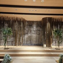 THE TOWER HOTEL NAGOYA（ザタワーホテルナゴヤ）の画像｜他と違って茶色系統で白いドレスが綺麗に見えると思います！