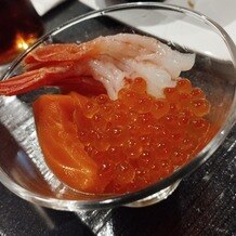 函館国際ホテルの写真｜宿泊での朝食バイキングでは海鮮丼を味わうことができます