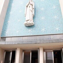 カトリック玉造教会【大阪カテドラル聖マリア大聖堂】の写真｜マリア様を迎えてくださいます。