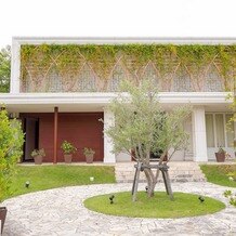 ｅｔｈｉｃａ（エシカ）の写真｜この芝生付近が雰囲気いい