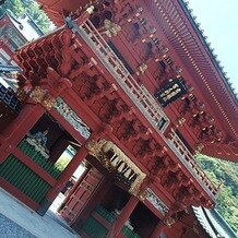 静岡浅間神社の写真｜赤い門が印象的だった