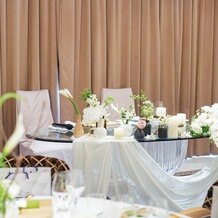 東郷神社・ルアール東郷の画像｜メインテーブル装花