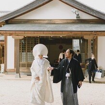 高宮庭園茶寮の画像｜こじんまりした高宮八幡宮でしたが、親族だけでのゆったりとした式が出来ました。