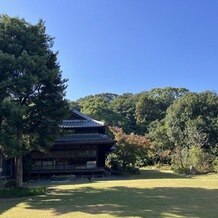 高宮庭園茶寮の画像｜披露宴会場から見える庭園