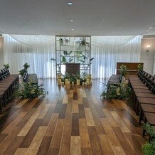 ＭＡＲＩＮＥ ＴＯＷＥＲ ＷＥＤＤＩＮＧの画像｜室内チャペル