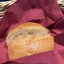 ＬＡＺＯＲ ＧＡＲＤＥＮ ＳＡＰＰＯＲＯ（ラソール ガーデン 札幌）の画像｜お肉ととても合うシンプルなパンでした