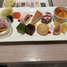 レストランシキの写真｜クリームブリュレ・ケーキ等