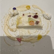 Hilltop Resort YAMANOUE（ヒルトップリゾート 福岡内）の写真｜パティシエ特製の百合根を使った冷たいデザート