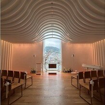 ヒルトン長崎の写真｜40名座れるチャペル