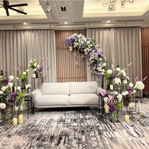 ＯＰＥＲＡＨＯＵＳＥ 東京の写真｜新郎新婦のソファ