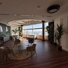 ＯＰＥＲＡＨＯＵＳＥ 東京の画像｜披露宴会場についているインサイドガーデン