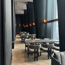 ｕｎｅ osaka（ユヌ 大阪）の写真｜親族控室、四つに仕切れます