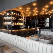 ｕｎｅ osaka（ユヌ 大阪）の写真｜待合室