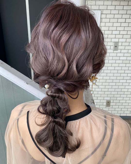 結婚式 ゲストの髪型　編みポニー3