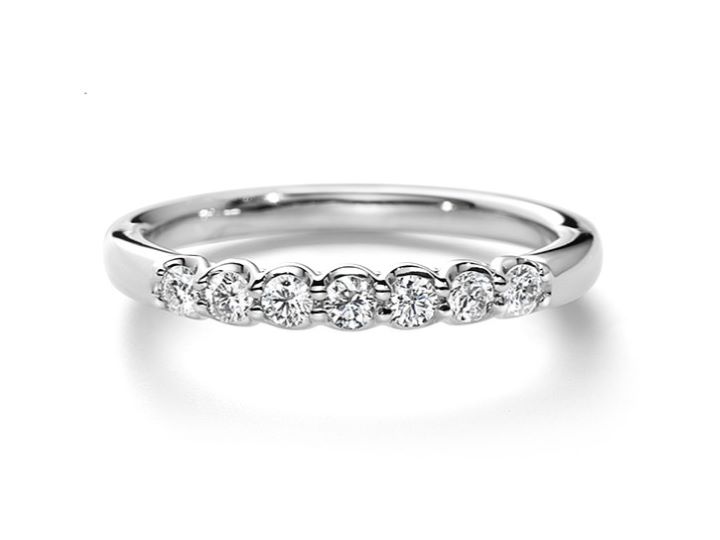 覆輪留めエタニティリング