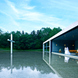 星野リゾート　トマム 水の教会：安藤忠雄氏が創造した“聖なる空間”。両家をひとつに結ぶ、家族旅ウエディングを