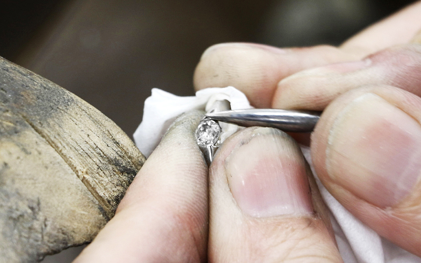 ブランドの特徴 SERVICE