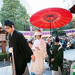 東京大神宮／東京大神宮マツヤサロン：憧れていたのは和装での神前式。伝統ある神社での婚儀と、上質なおもてなしが叶うことが決め手になった