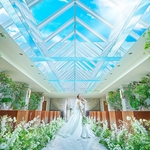 ベルヴィ武蔵野:【24年3月リニューアル完成】全天候型の青空チャペルが人気!ゲストと賑やかな一日を