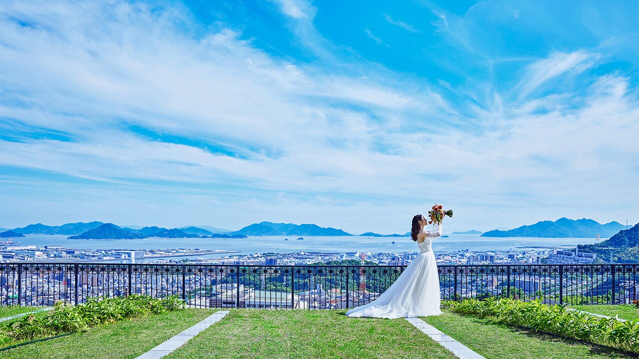 ノートルダム広島 Notre Dame HIROSHIMAのおすすめスタイルの写真1-2