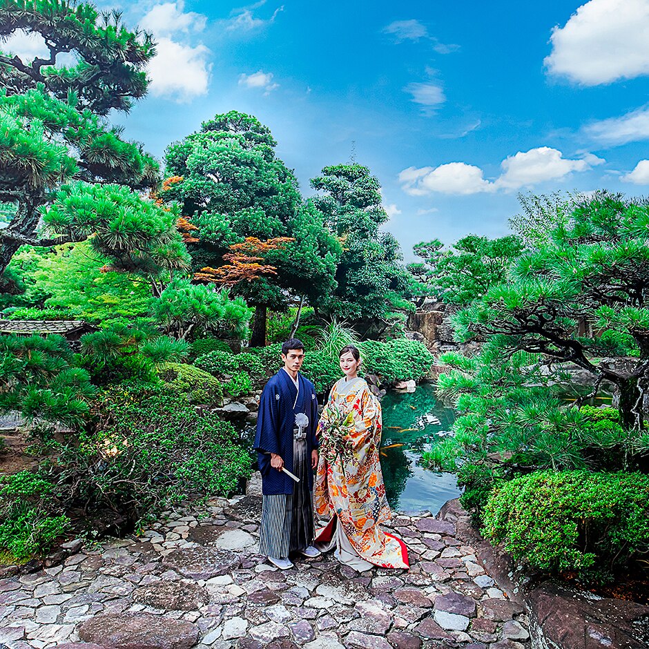 ＴＨＥ ＧＡＲＤＥＮ ＤＩＮＩＮＧ 弓絃葉の写真